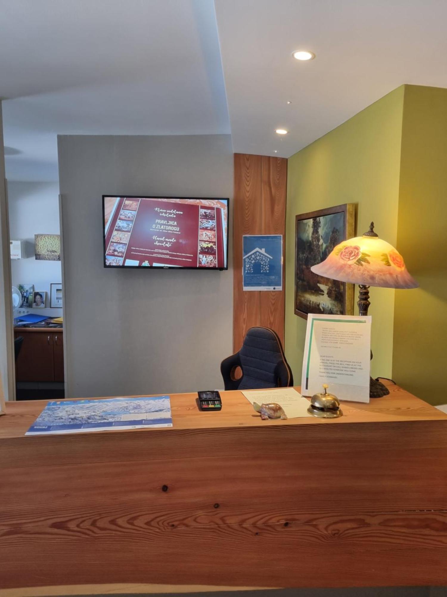 Art Hotel Kristal Бохин Екстериор снимка