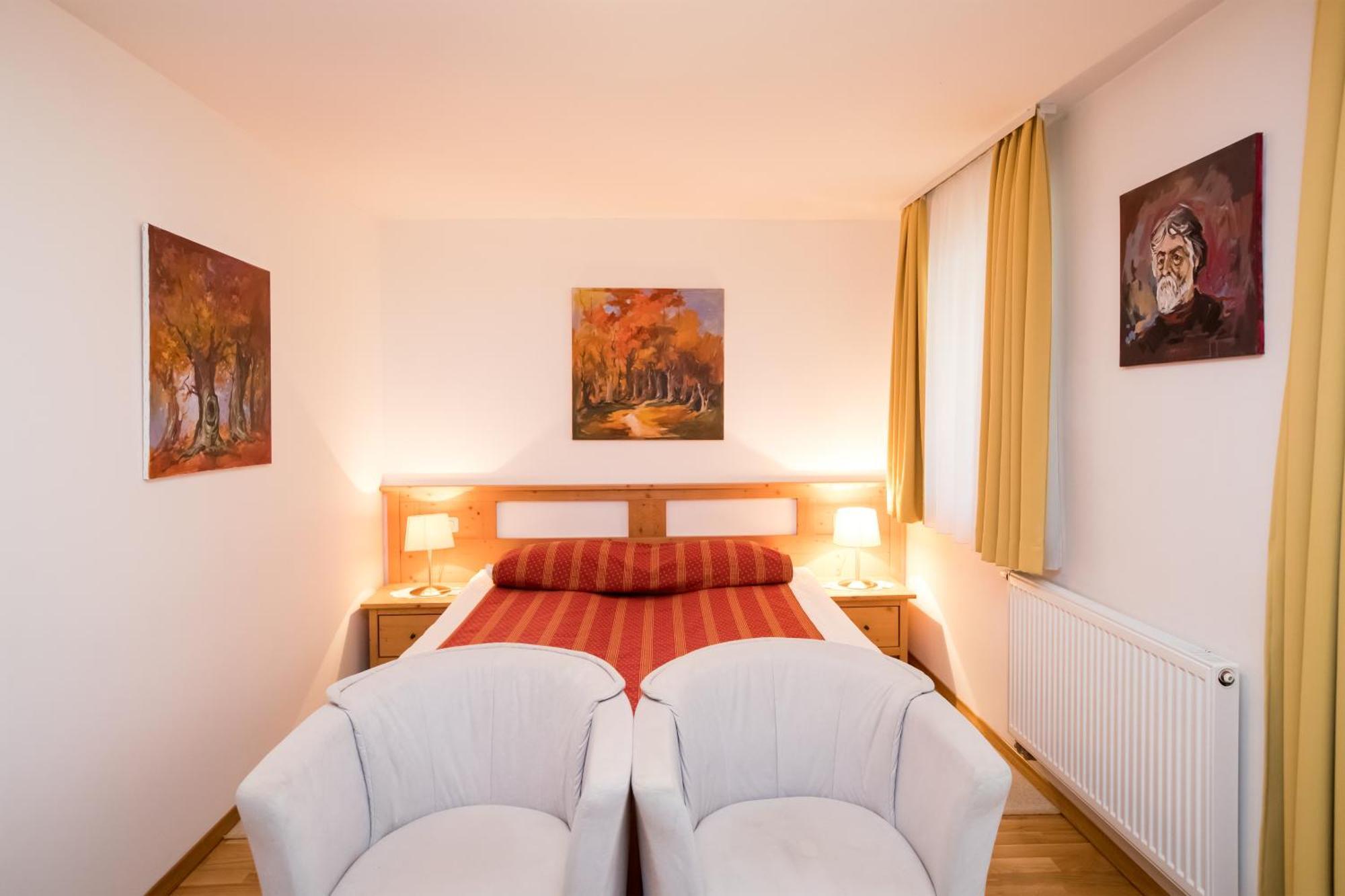 Art Hotel Kristal Бохин Екстериор снимка
